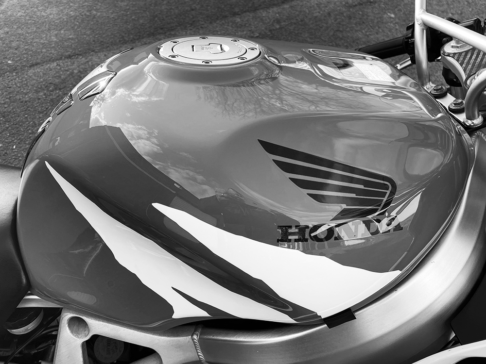 Mobile Car Valet in Guildford and Chertsey Close Up of Honda Motorbike Body Work